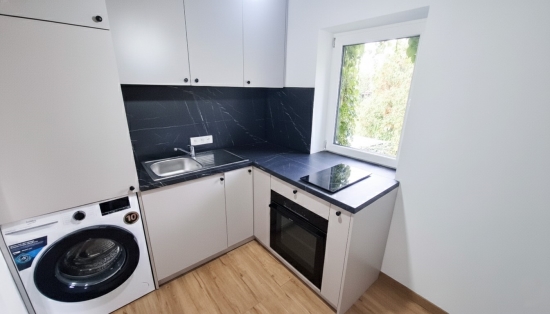 Prenájom, jednoizbový byt Trnava, s parkovaním - EXKLUZÍVNE HALO REALITY