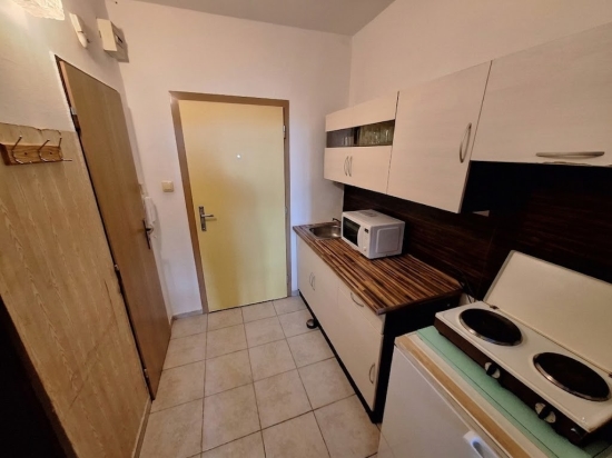 Predaj, garsónka Trnava, ul. V.Clementisa, s balkónom