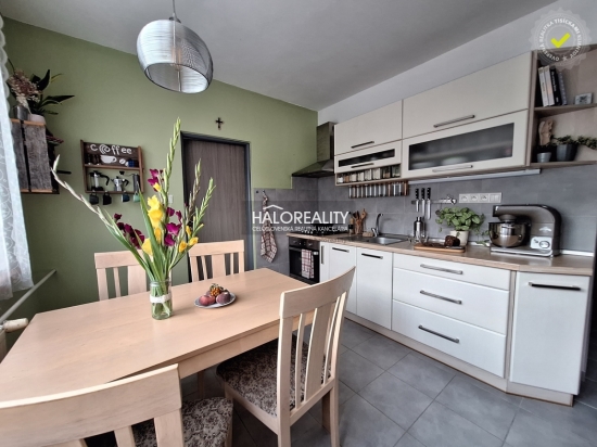 Predaj, dvojizbový byt Nová Baňa, ul. Nábrežná - EXKLUZÍVNE HALO REALITY