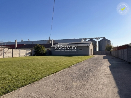 Predaj, výrobný priestor Veľký Meder, v priemyselnej zóne, možný odpočet DPH -...