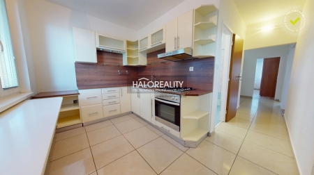 Predaj, trojizbový byt Rimavská Sobota, Západ, L. Svobodu - EXKLUZÍVNE HALO RE...