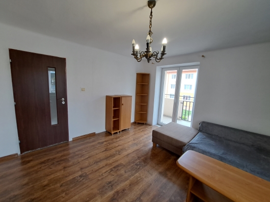 Predaj, dvojizbový byt Žiar nad Hronom, širšie centrum, s balkónom - EXKLUZÍVNE HALO REALITY