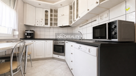 Predaj, trojizbový byt Komárno, po kompletnej rekonštrukcii, 67 m2, balkón, 2 ...