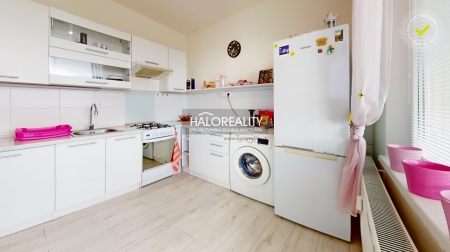 Predaj, dvojizbový byt Lučenec, Rúbanisko III - EXKLUZÍVNE HALO REALITY