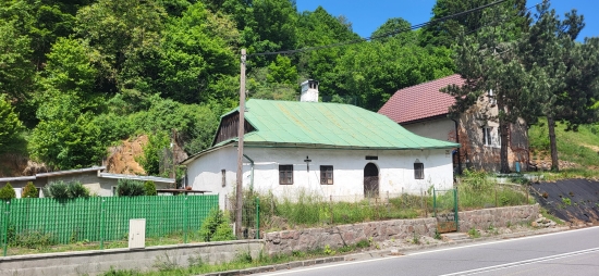 Predaj, rodinný dom Kremnica, banícky domček v pamiatkovej zóne - EXKLUZÍVNE HALO REALITY
