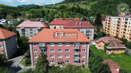 Predaj, päťizbový byt Tisovec, 2 byty + garáž - EXKLUZÍVNE HALO REALITY
