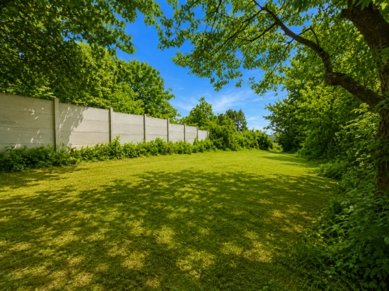 Predaj, pozemok   3277 m2 Bratislava Dúbravka, Svíbová