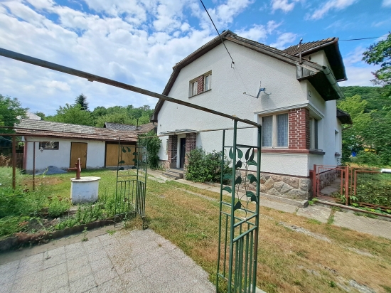 Predaj, rodinný dom Turová - EXKLUZÍVNE HALO REALITY