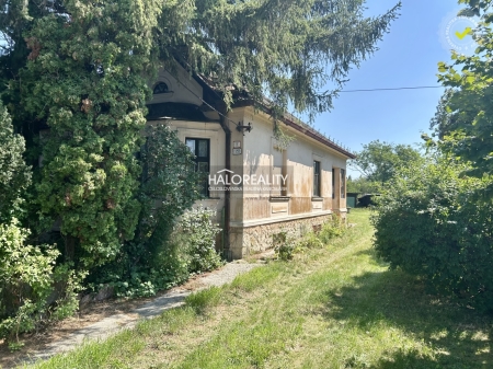 Predaj, rodinný dom Prievidza, /2 domy-1 pozemok/ - EXKLUZÍVNE HALO REALITY