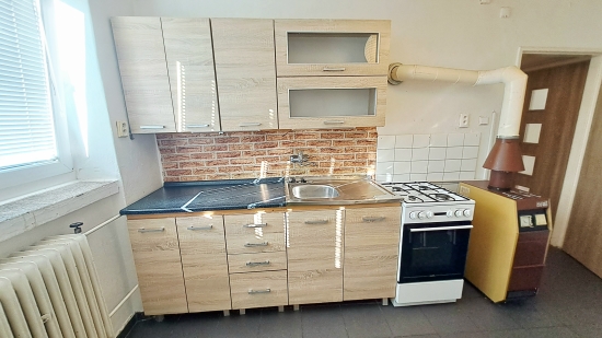 Prenájom, dvojizbový byt Partizánske, Centrum, so záhradkou