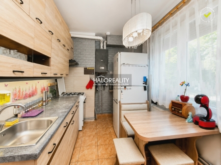 Predaj, dvojizbový byt Nové Zámky, centrum, kompletná rekonštrukcia