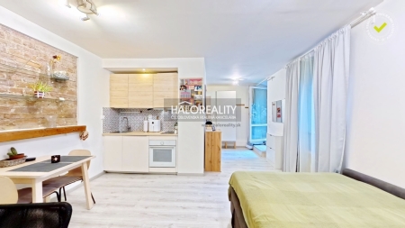Predaj, garsónka Bratislava Staré Mesto, Námestie 1. mája - EXKLUZÍVNE HALO RE...