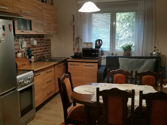 Predaj, dvojizbový byt Nové Mesto nad Váhom, s balkónom