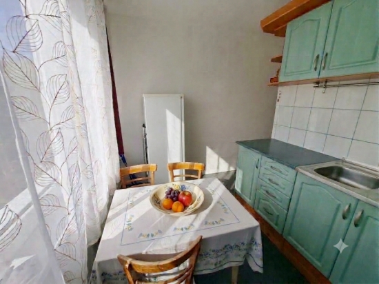 Predaj, trojizbový byt Kremnica, s balkónom a s parkovacím miestom - EXKLUZÍVNE HALO REALITY