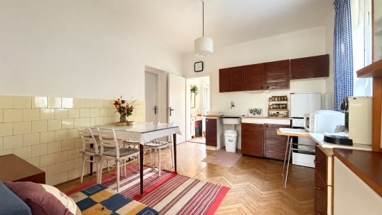 Predaj, rodinný dom Nová Ves nad Žitavou, vhodný ako víkendová chalupa, pôvodný stav