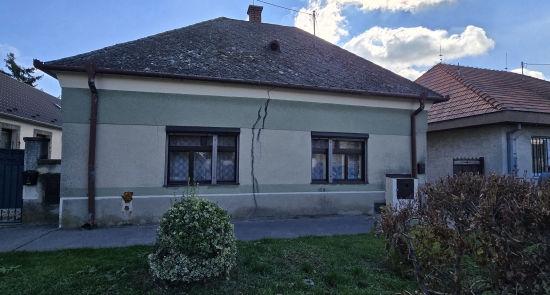 Predaj, rodinný dom Mostová - EXKLUZÍVNE HALO REALITY