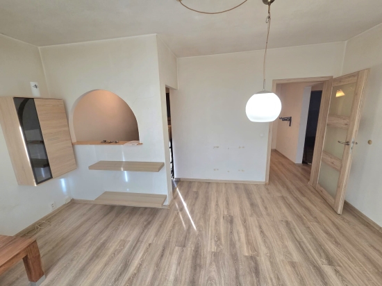 Predaj, dvojizbový byt Brezová pod Bradlom