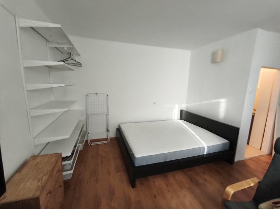 Prenájom, jednoizbový byt Bratislava Ružinov, Doležalova