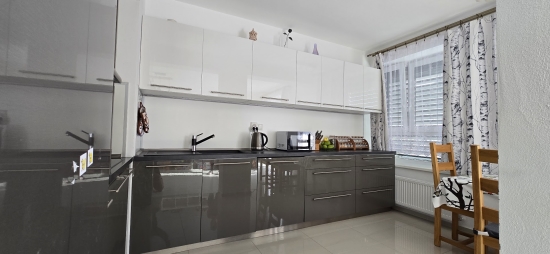Predaj, moderný dvojizbový byt s balkónom a parkovacím státím Galanta - EXKLUZÍVNE HALO REALITY
