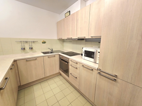 Predaj, dvojizbový byt Bratislava Dúbravka, Trhová +garážové miesto - NOVOSTAVBA - EXKLUZÍVNE HALO REALITY