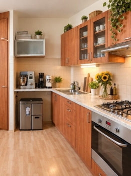 Predaj, trojizbový byt Bratislava Dúbravka, Homolova, dve lodžie