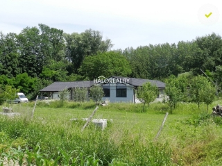 RODINNÝ DOM - ORECHOVÁ POTÔŇ