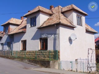 RODINNÝ DOM - LOVČICA - TRUBÍN