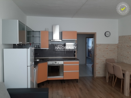trojizbový byt - Prievidza