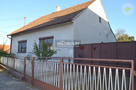 RODINNÝ DOM - BORSKÝ SVÄTÝ JUR