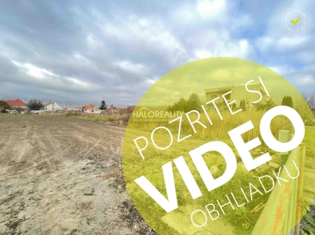 pozemok pre rodinný... - Vlčany