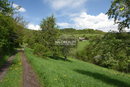 REKREAČNÝ POZEMOK - NOVÁ BAŇA