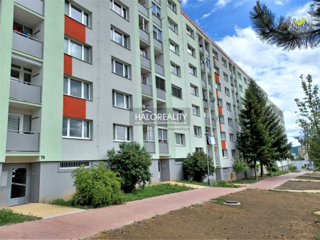trojizbový byt - Banská Bystrica