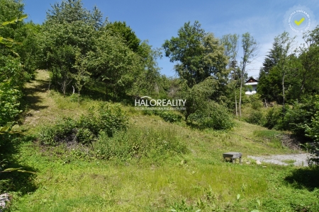REKREAČNÝ POZEMOK - NOVÁ BAŇA