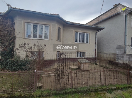 RODINNÝ DOM - STARÁ BAŠTA