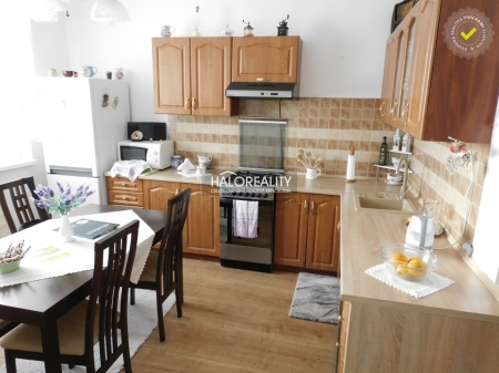 JEDNOIZBOVÝ BYT - TOPOĽČANY