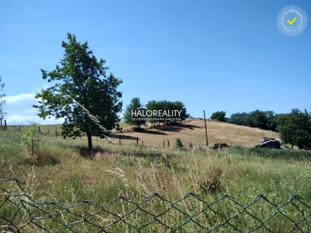 POZEMOK PRE RODINNÝ... - HRIŇOVÁ