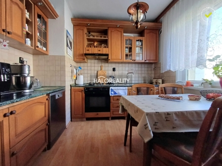 TROJIZBOVÝ BYT - ZVOLEN
