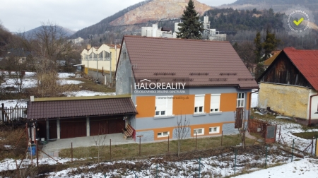 RODINNÝ DOM - TISOVEC