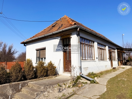 RODINNÝ DOM - ZLATNÁ NA OSTROVE