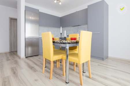 DVOJIZBOVÝ BYT - PEZINOK