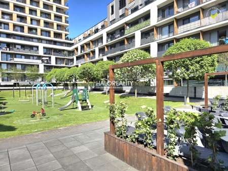 JEDNOIZBOVÝ BYT - BA - PETRŽALKA