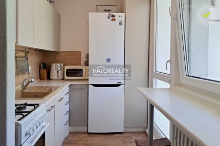 TROJIZBOVÝ BYT - BA - DÚBRAVKA