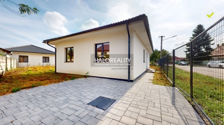 RODINNÝ DOM - BAKA