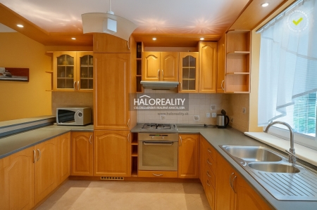 RODINNÝ DOM - CÍFER