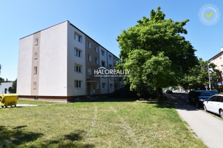 TROJIZBOVÝ BYT - PEZINOK