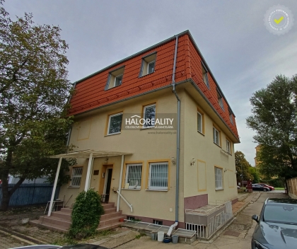Predaj, polyfunkcia/obchodné priestory Bratislava Nové Mesto, Rožňavská, spolu tri veľkometrážne byty, päť krát kancelária al.  garsonka - EXKLUZÍVNE HALO REALITY