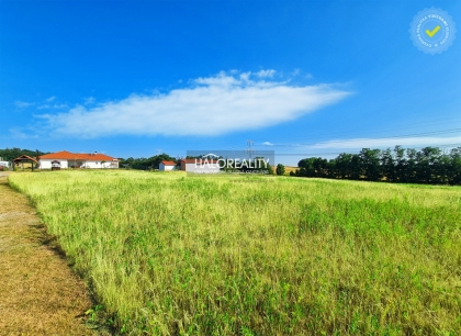 Predaj, rekreačný pozemok Stupava, 3.697 m2 (cena 61,7 €/m2) - ZNÍŽENÁ CENA - IBA U NÁS
